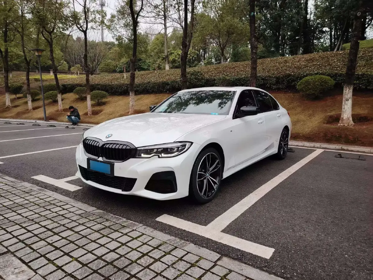 2021 BMW 3 Series 2.0T 184HP L4 8AT