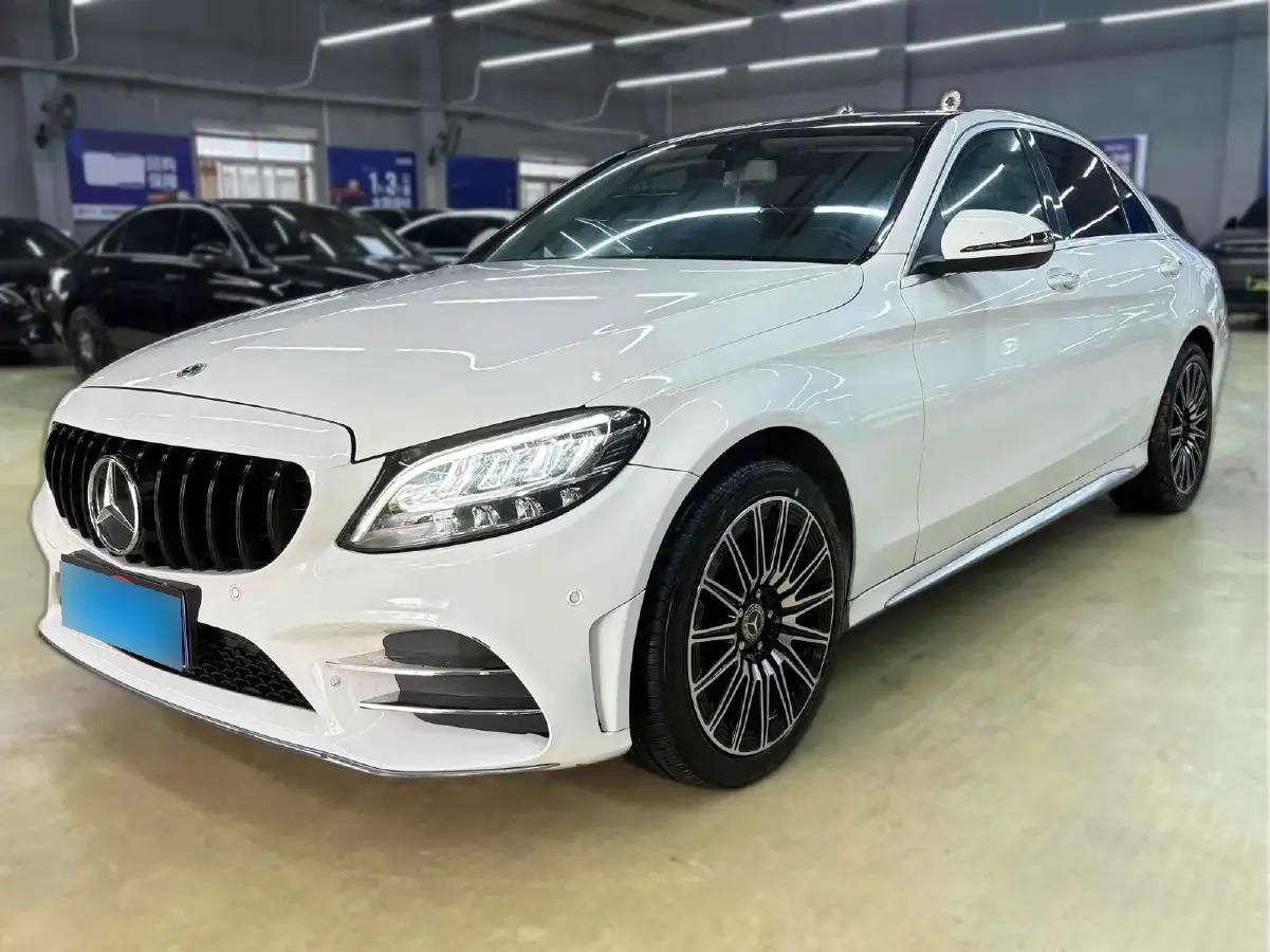 2016 Mercedes-Benz C Class 1.6T 156HP L4 7AT