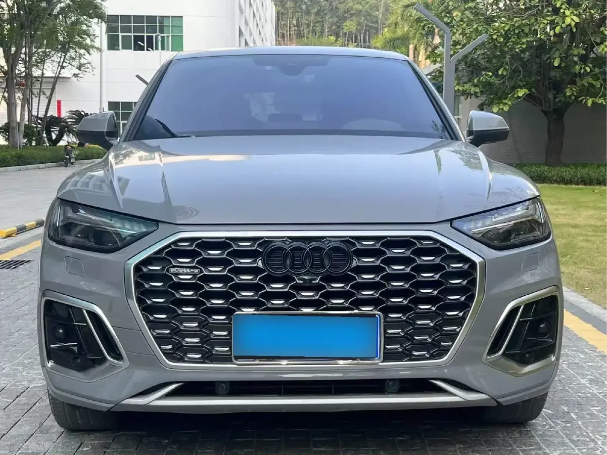 2022 Audi Q5L Sportback 2.0T 252HP L4 7DCT