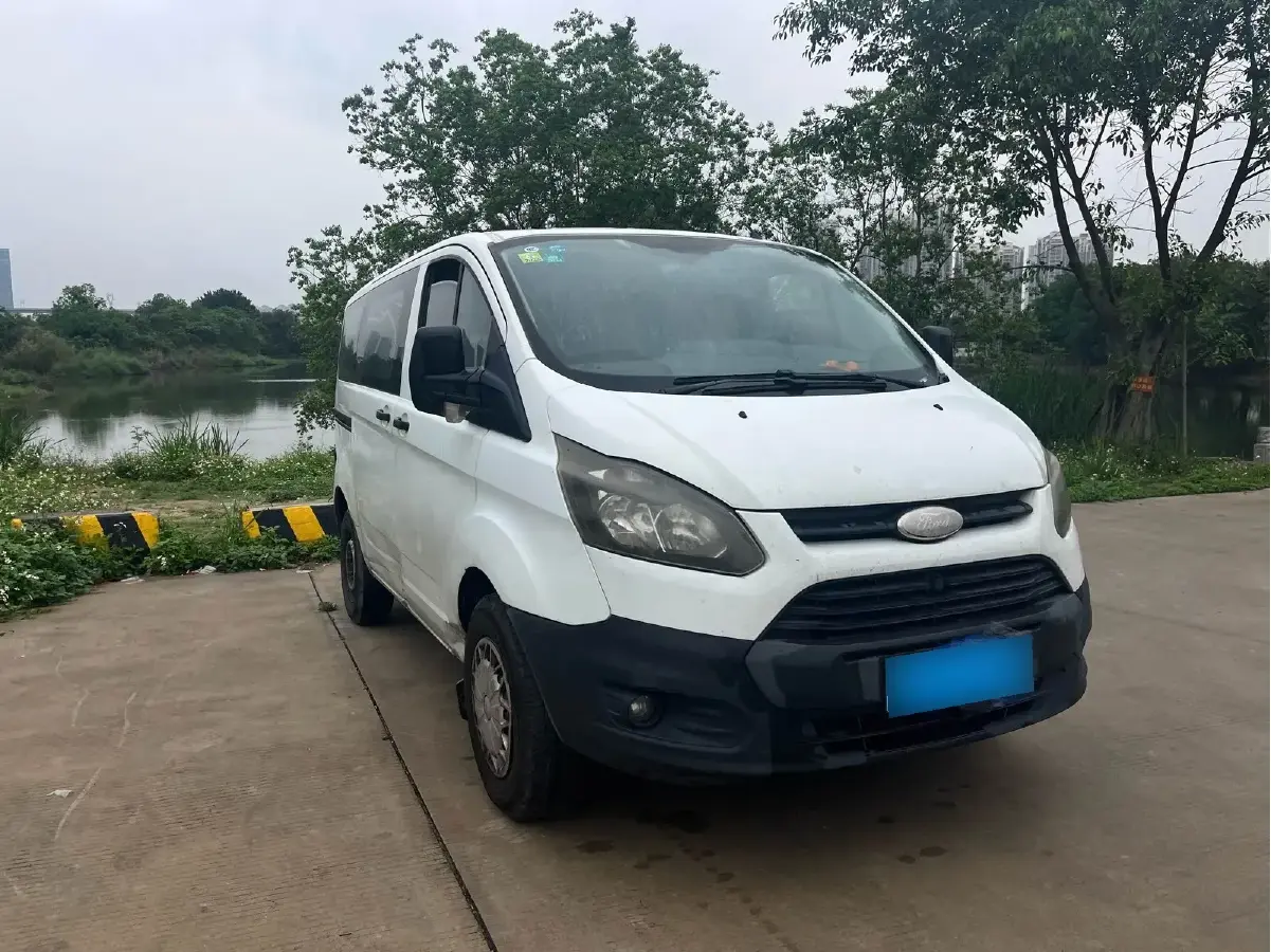 2017 Ford Transit 2.0T 202HP L4 5MT