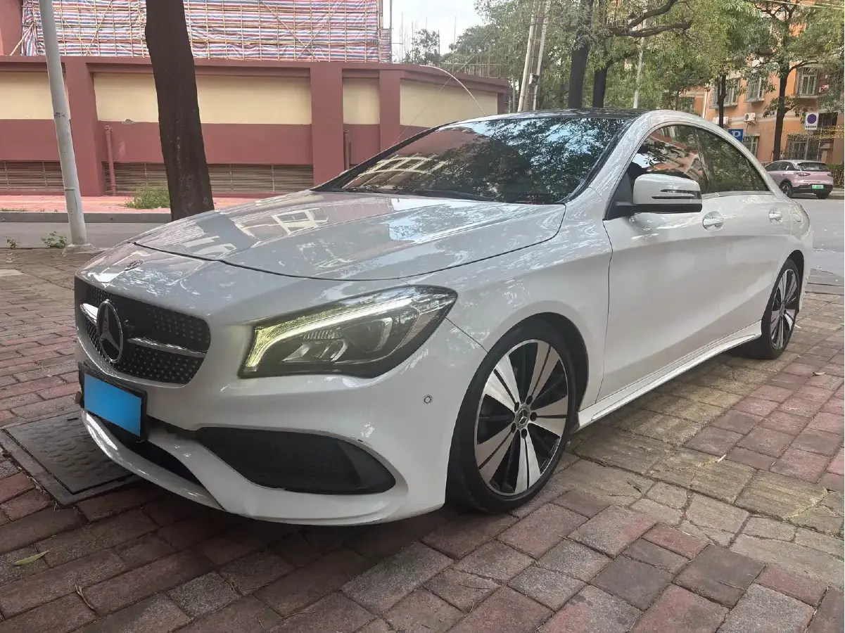 2018 Mercedes-Benz CLA Class 1.6T 156HP L4 7DCT