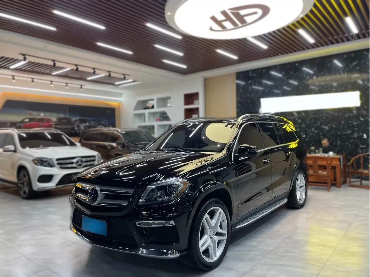 2013 Mercedes-Benz GL Class 4.7T 435HP V8 7AT 2013 Mercedes-Benz GL Class 4.7T 435HP V8 7AT