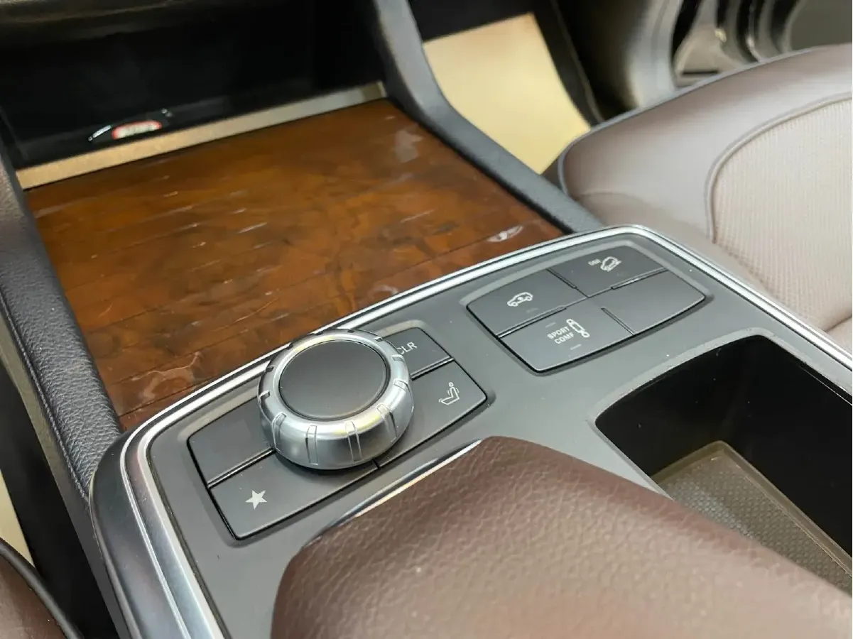 2013 Mercedes-Benz GL Class 4.7T 435HP V8 7AT,autocango,china used car exporter,china ev exporter,chinese used car exporter,chinese used ev exporter