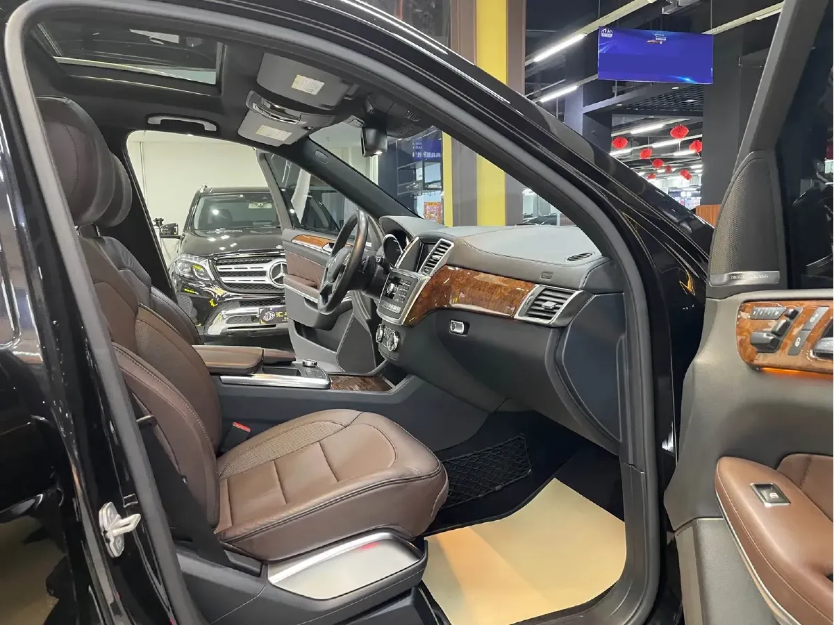 2013 Mercedes-Benz GL Class 4.7T 435HP V8 7AT,autocango,china used car exporter,china ev exporter,chinese used car exporter,chinese used ev exporter
