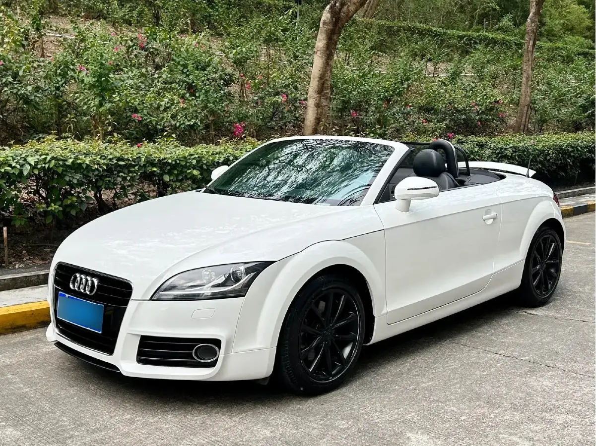 2011 Audi TT 2.0T 211HP L4 6DCT
