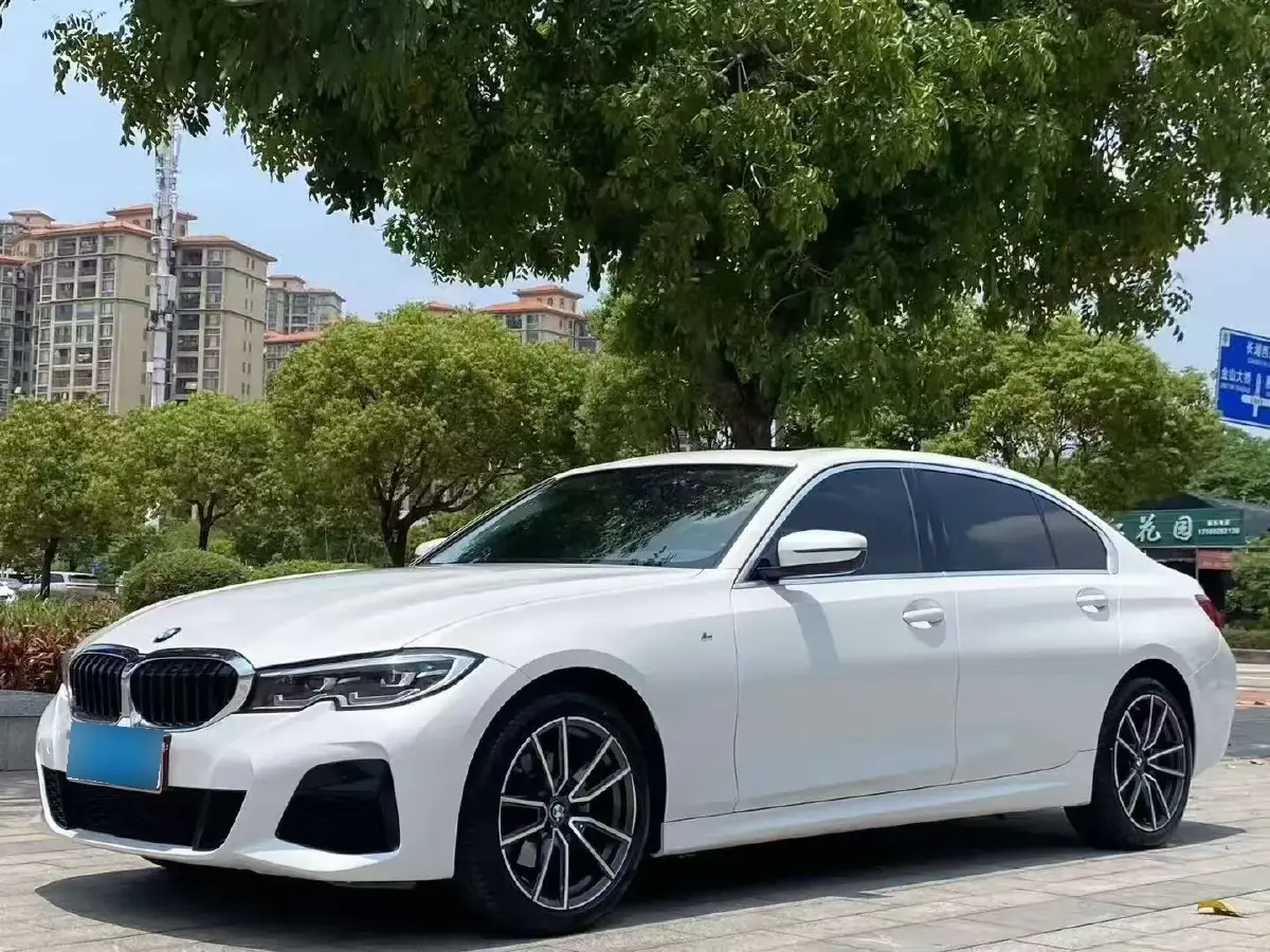 2021 BMW 3 Series 2.0T 156HP L4 8AT