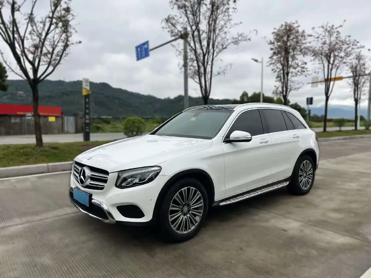 2016 Mercedes-Benz GLC Class 2.0T 184HP L4 9AT