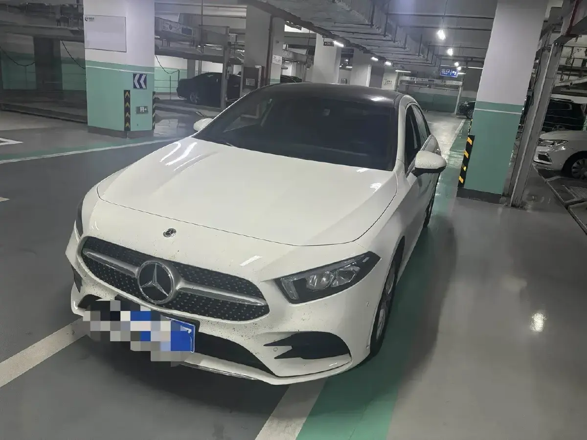 2021 Mercedes-Benz A Class 1.3T 163HP L4 7DCT