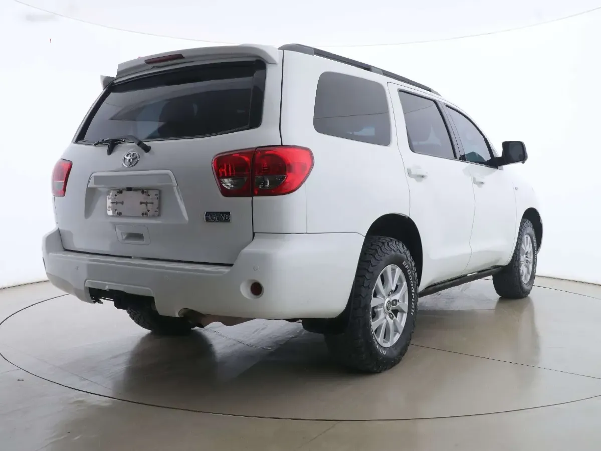 2014 Toyota Tundra 5.7L 386HP V8 6AT,autocango,china used car exporter,china ev exporter,chinese used car exporter,chinese used ev exporter