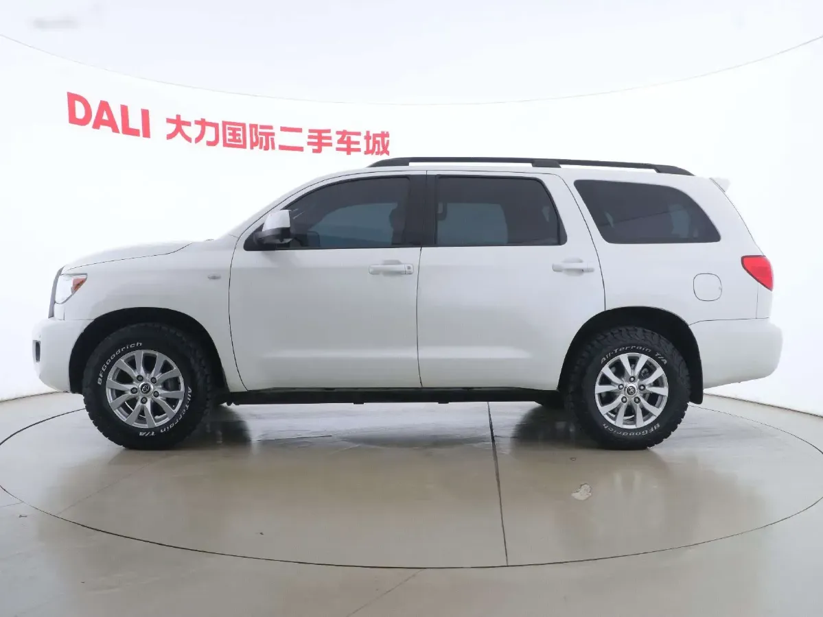 2014 Toyota Tundra 5.7L 386HP V8 6AT,autocango,china used car exporter,china ev exporter,chinese used car exporter,chinese used ev exporter