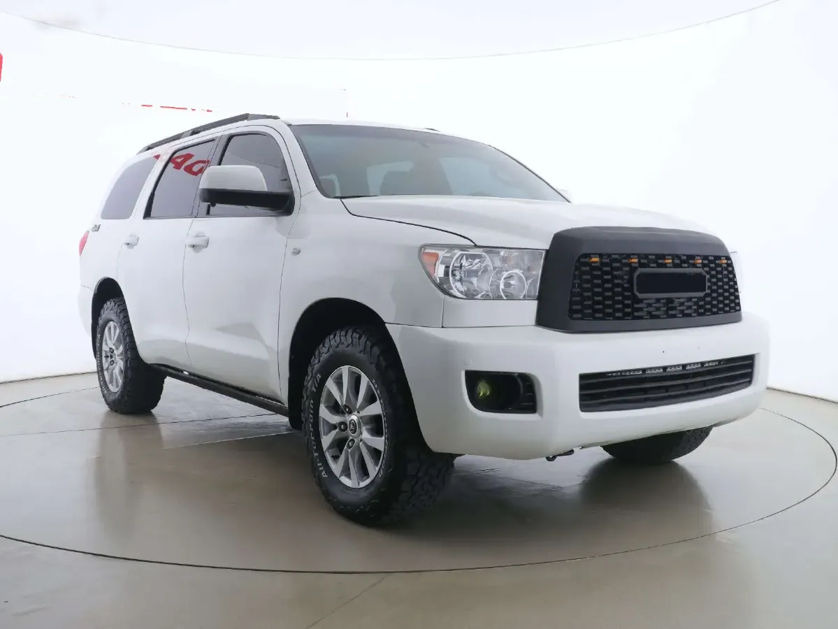 2014 Toyota Tundra 5.7L 386HP V8 6AT,autocango,china used car exporter,china ev exporter,chinese used car exporter,chinese used ev exporter