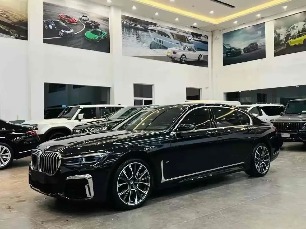 2023 BMW 7 Series 3.0T 381HP L6 8AT