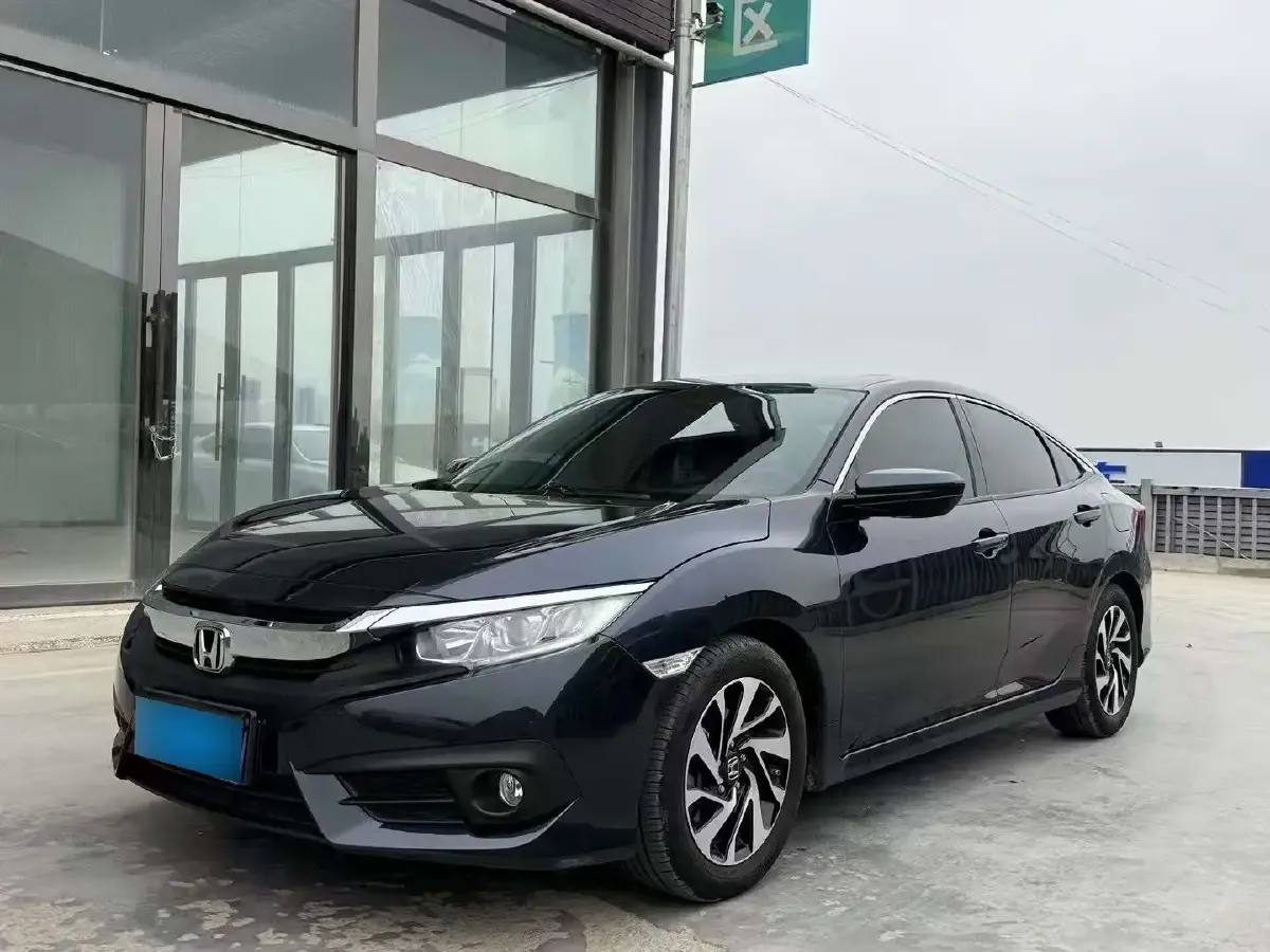 2016 Honda Civic 1.5T 177HP L4 CVT