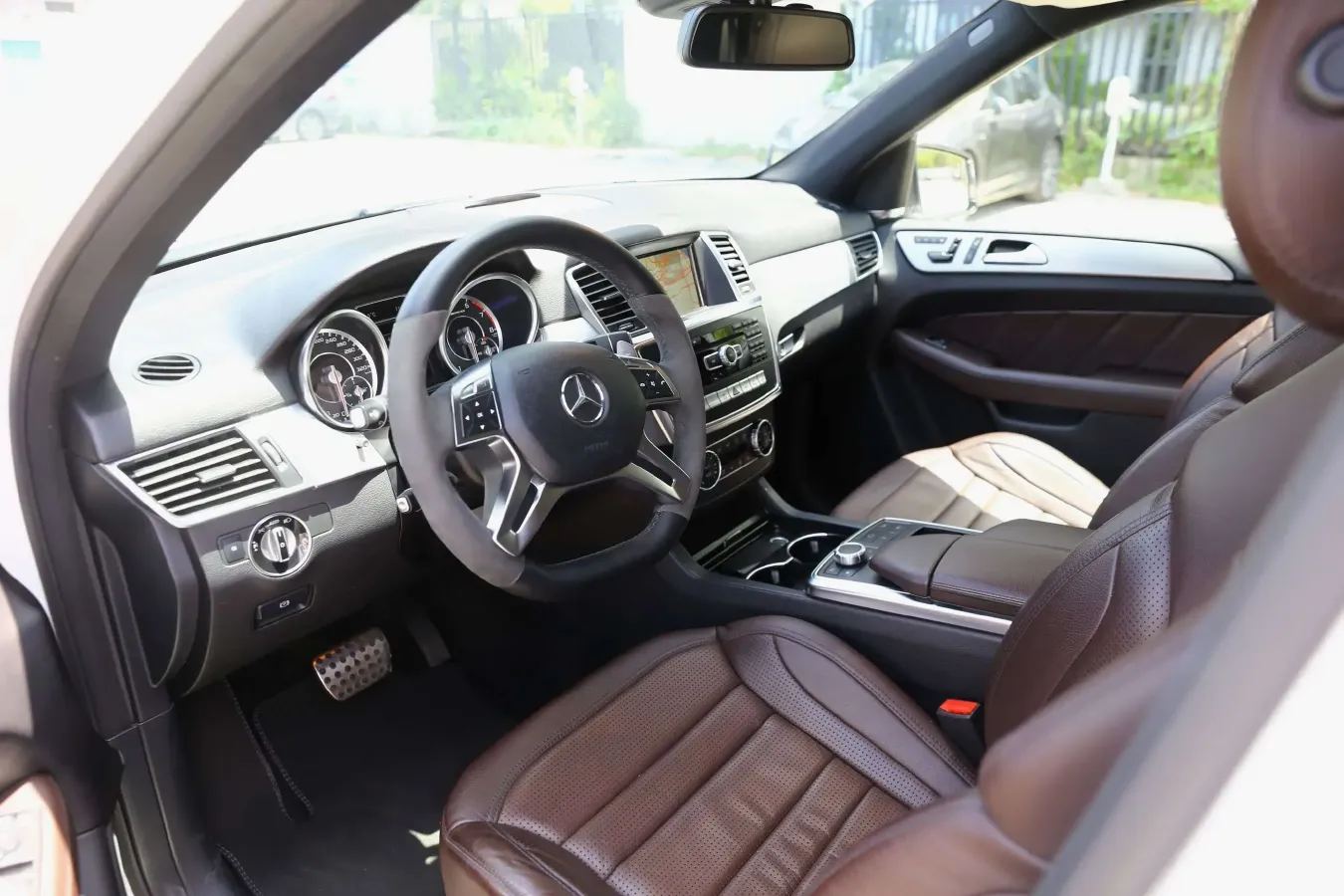 2012 Mercedes-Benz M AMG 5.5T 525HP V8 7AT,autocango,china used car exporter,china ev exporter,chinese used car exporter,chinese used ev exporter