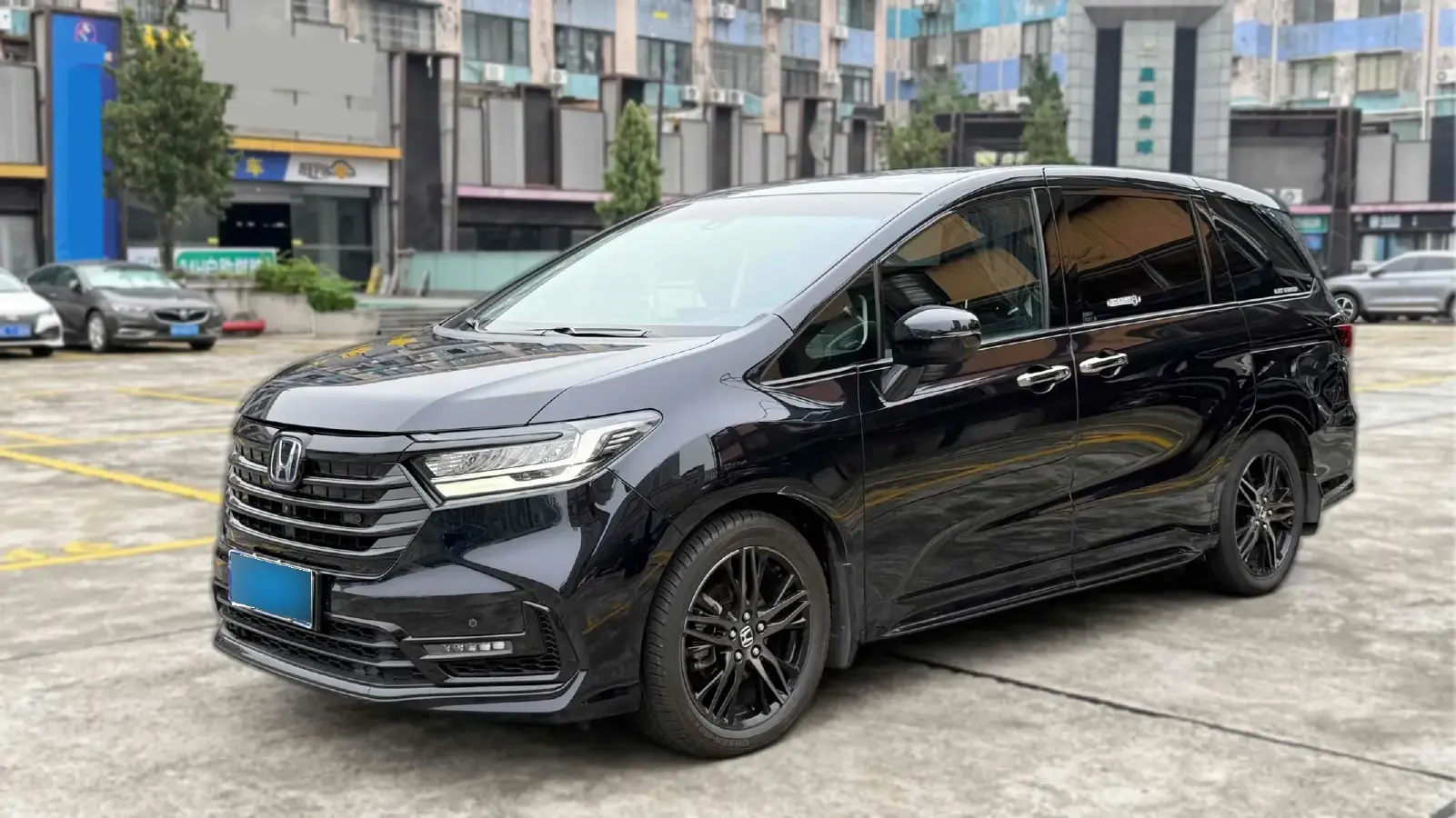 2022 Honda Odyssey 2.0L 146HP L4 E-CVT Hybrid