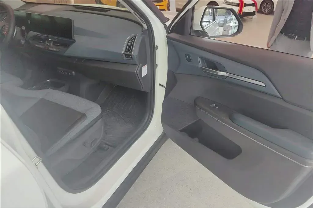 2024 Kia EV5 BEV 64.2KWH,autocango,china used car exporter,china ev exporter,chinese used car exporter,chinese used ev exporter