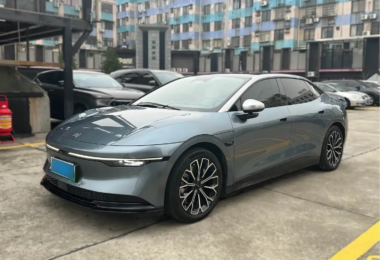 2024 Zeekr 007 BEV 75KWH