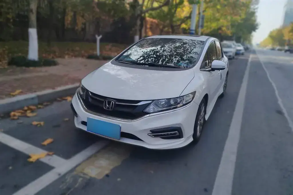 2017 Honda Jade 1.8L 141HP L4 5AT