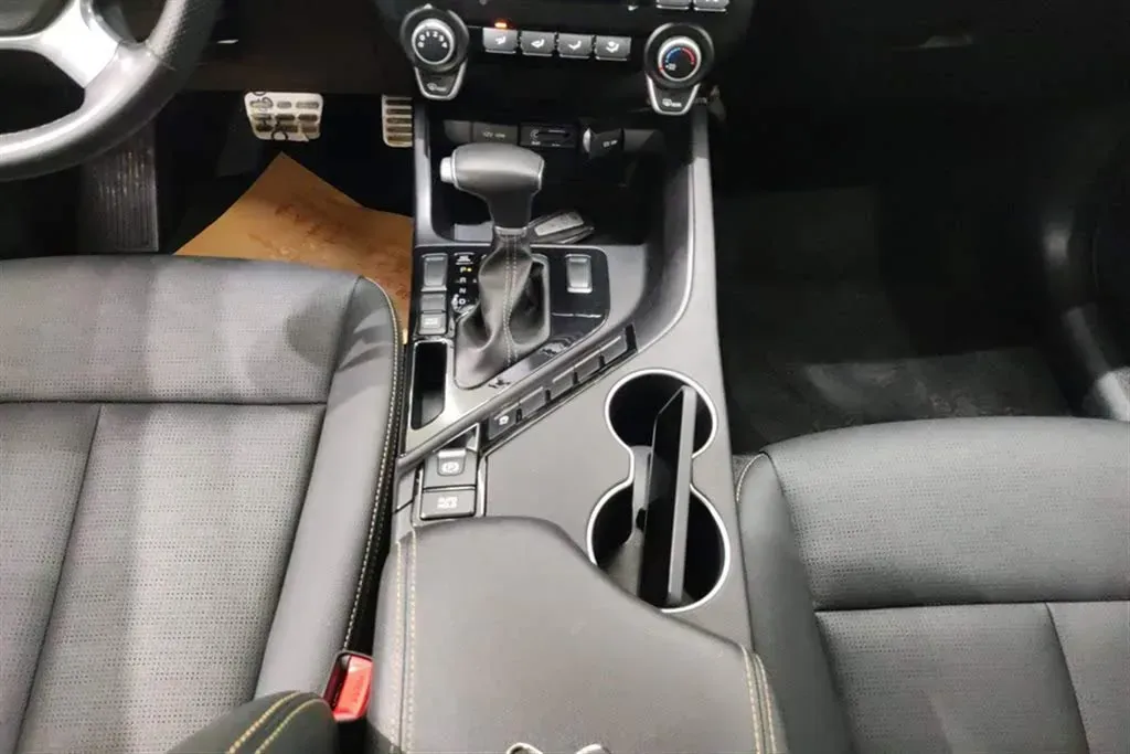 2020 Kia KX7 2.0T 241HP L4 6AT,autocango,china used car exporter,china ev exporter,chinese used car exporter,chinese used ev exporter