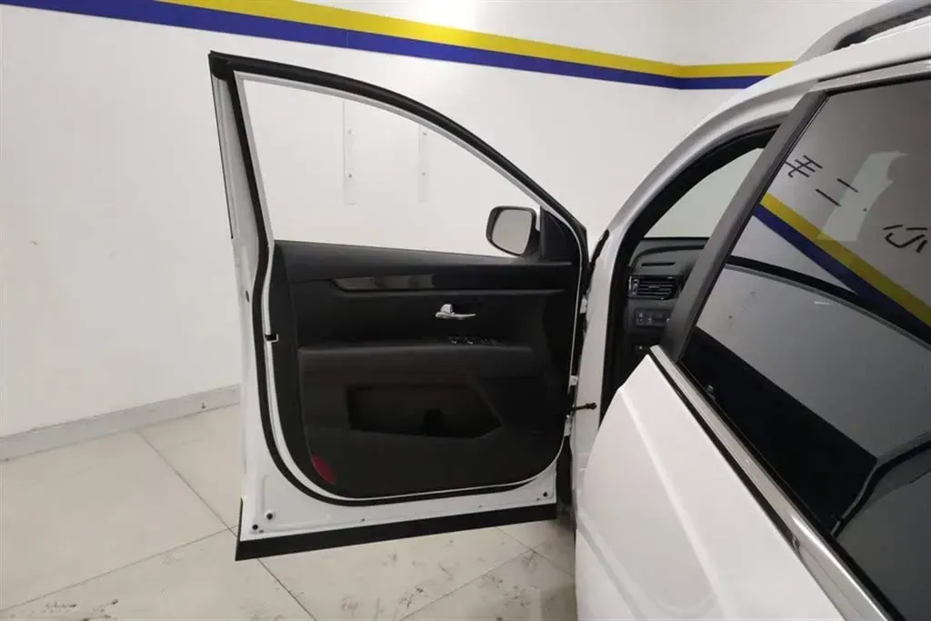 2020 Kia KX7 2.0T 241HP L4 6AT,autocango,china used car exporter,china ev exporter,chinese used car exporter,chinese used ev exporter