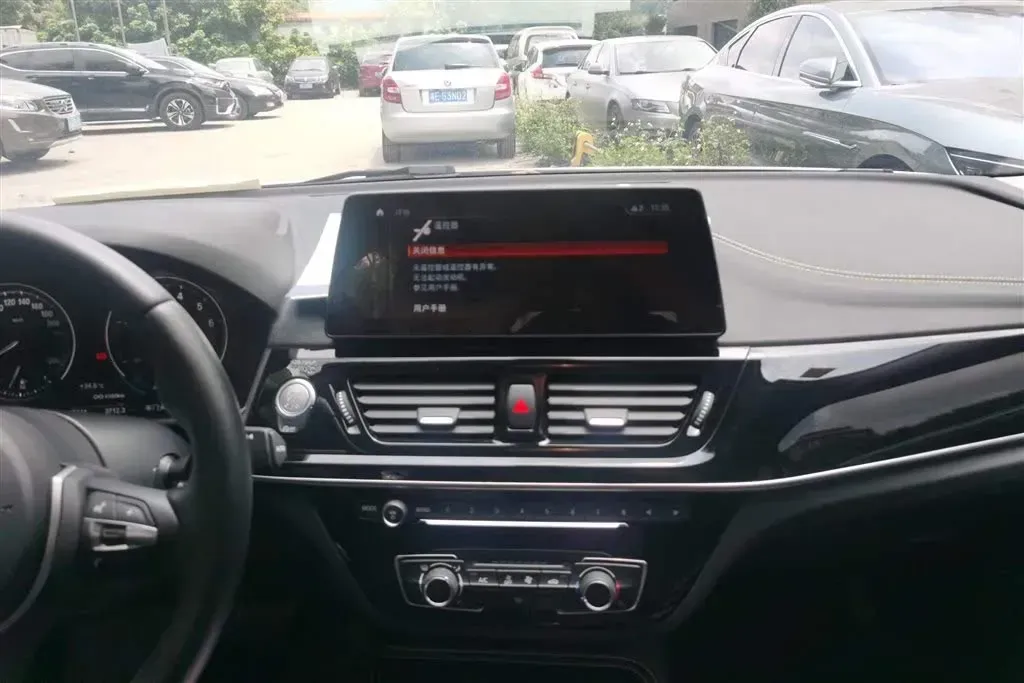 2023 BMW 1 Series 1.5T 136HP L3 7DCT,autocango,china used car exporter,china ev exporter,chinese used car exporter,chinese used ev exporter