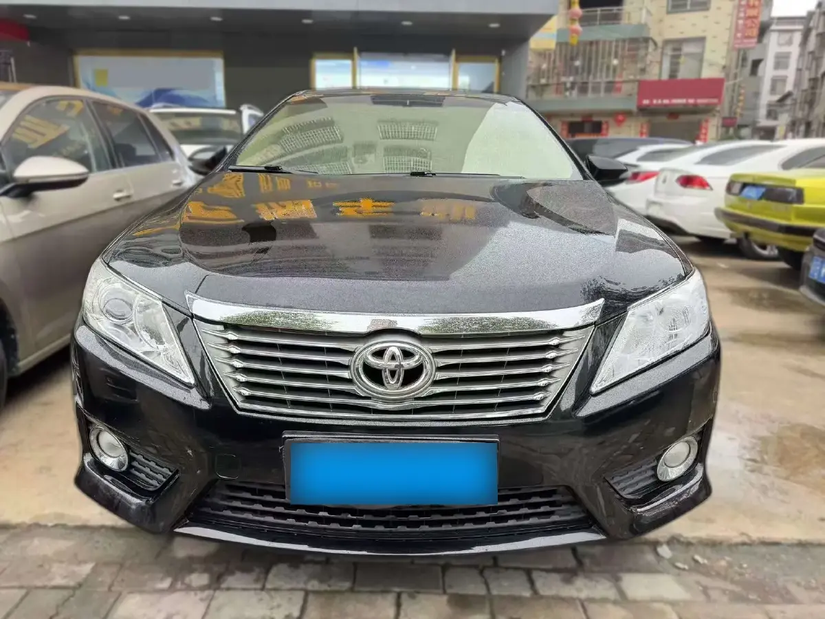 2012 Toyota Camry 2.0L 150HP L4 4AT