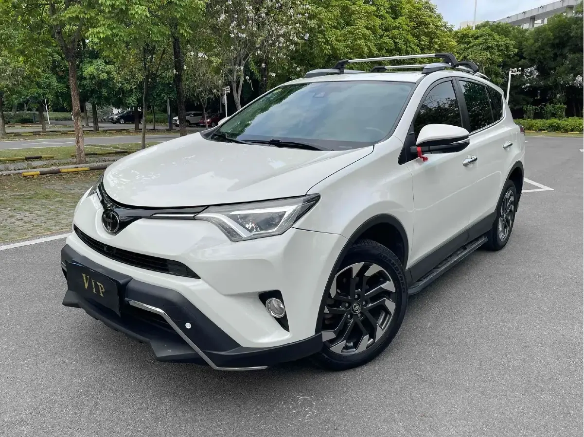 2018 Toyota RAV4 2.5L 180HP L4 6AT