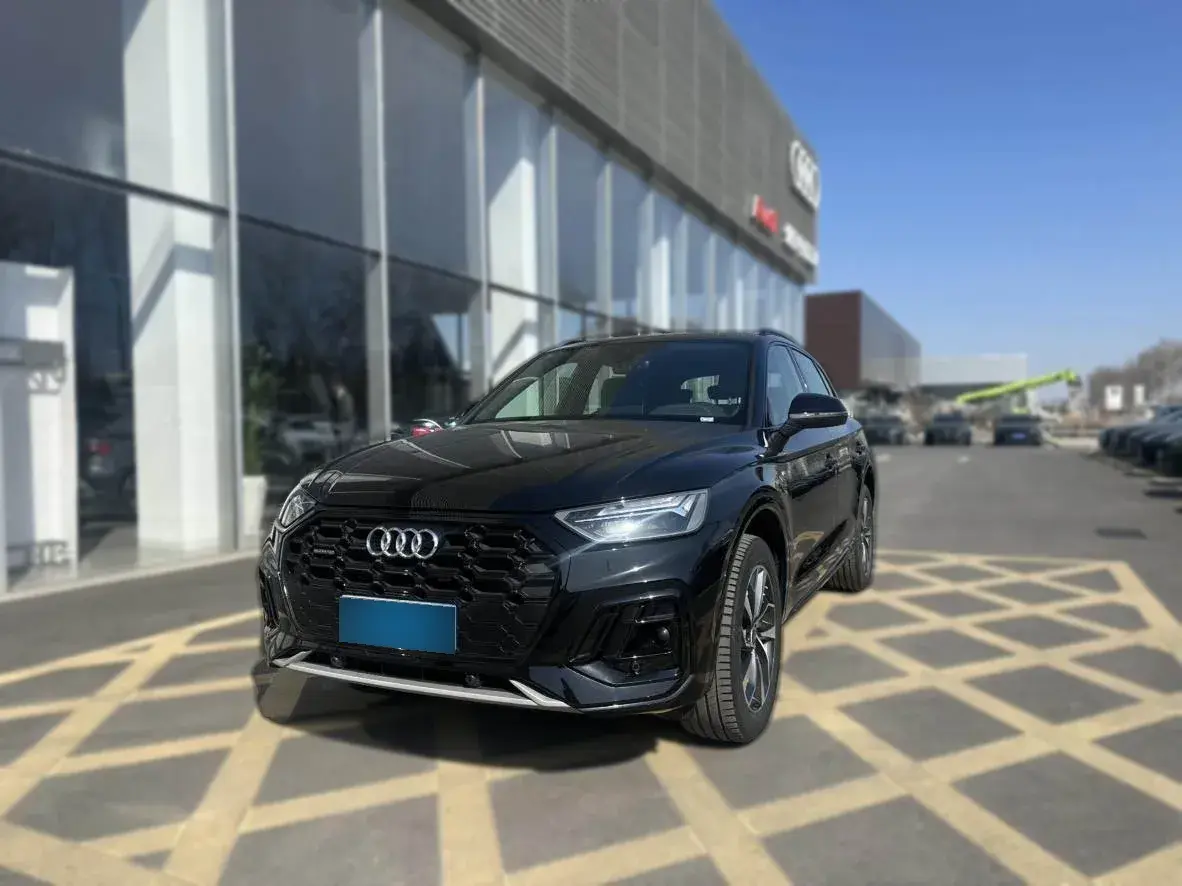 2023 Audi Q5L 2.0T 190HP L4 7DCT