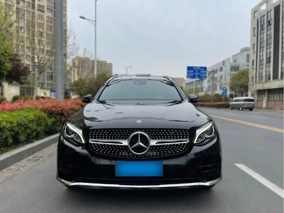 2017 Mercedes-Benz GLC Class 2.0T 245HP L4 9AT