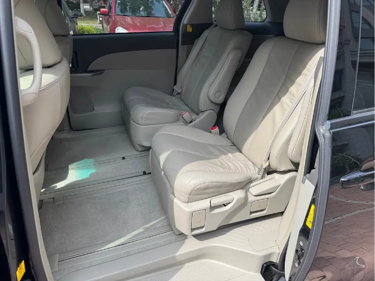 2007 Toyota Previa 3.5L 275HP V6 6AT,autocango,china used car exporter,china ev exporter,chinese used car exporter,chinese used ev exporter
