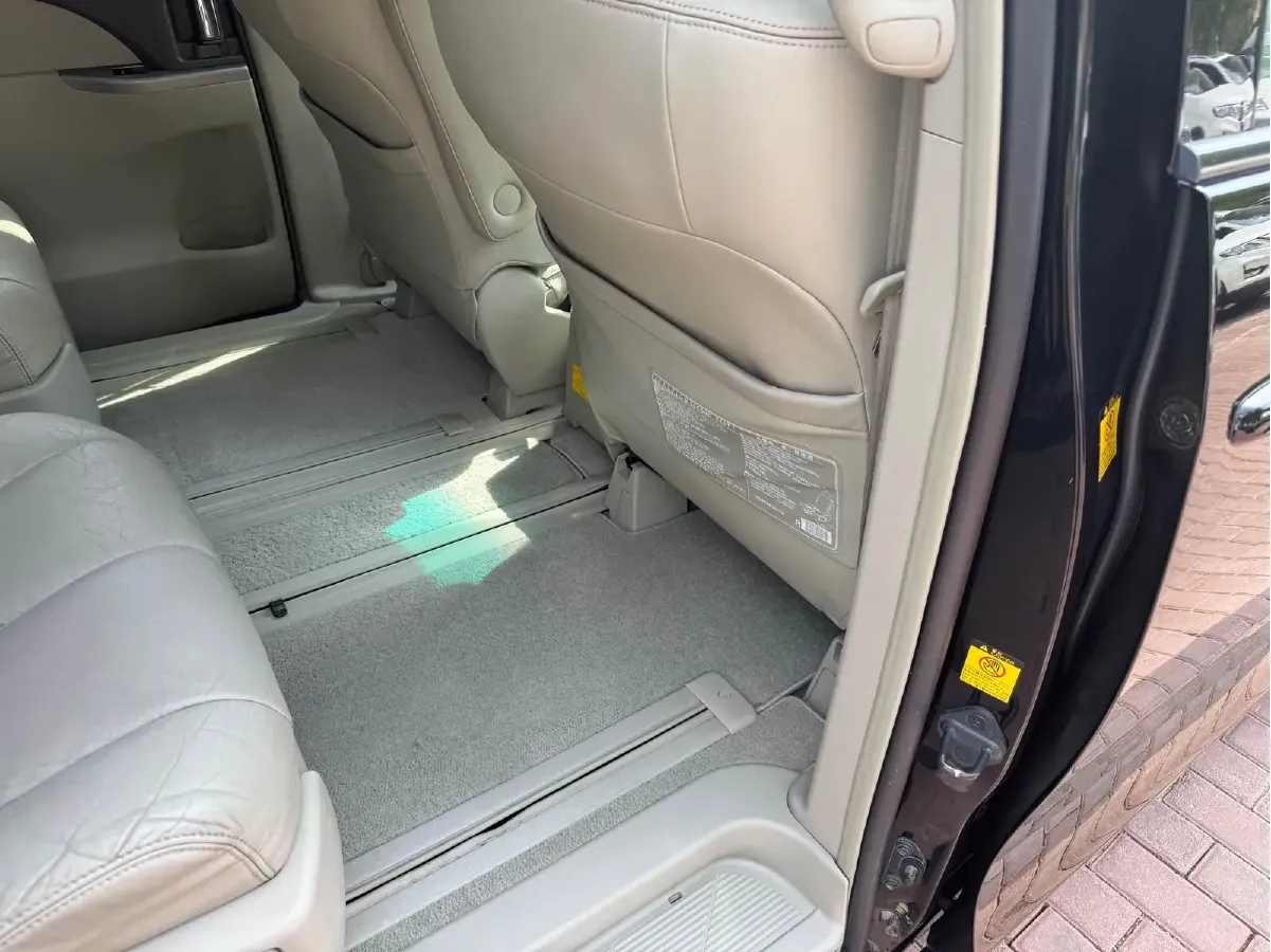 2007 Toyota Previa 3.5L 275HP V6 6AT,autocango,china used car exporter,china ev exporter,chinese used car exporter,chinese used ev exporter