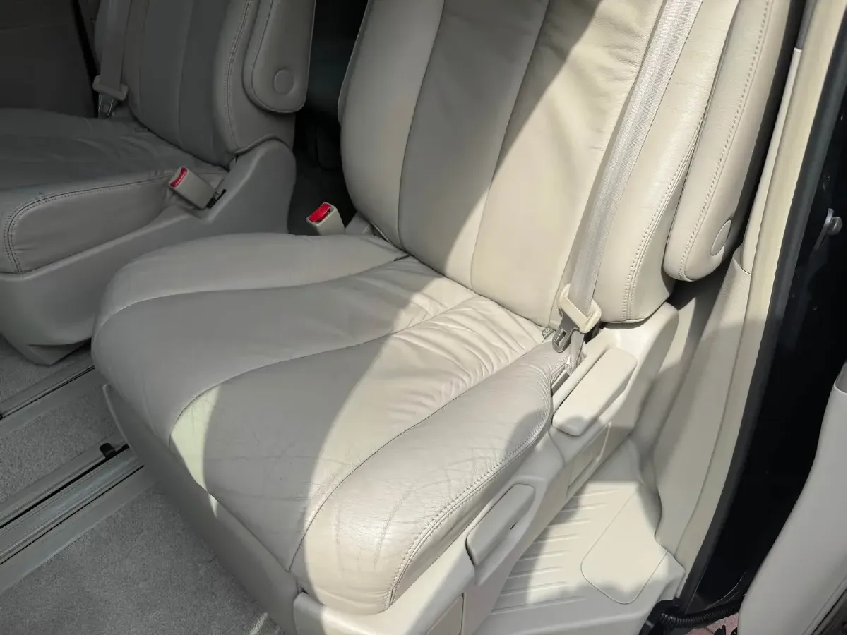 2007 Toyota Previa 3.5L 275HP V6 6AT,autocango,china used car exporter,china ev exporter,chinese used car exporter,chinese used ev exporter