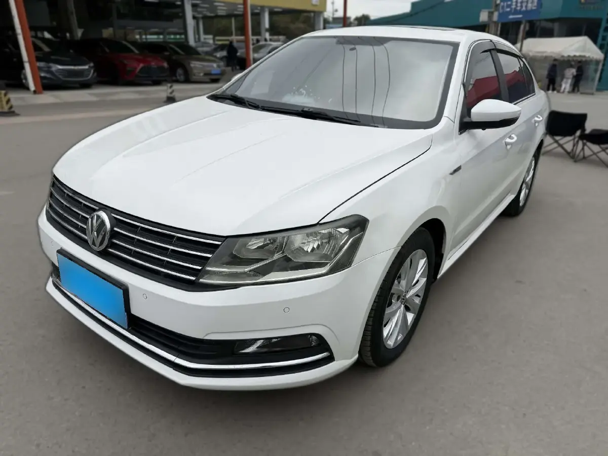2017 Volkswagen Lavida 1.4T 131HP L4 7DCT