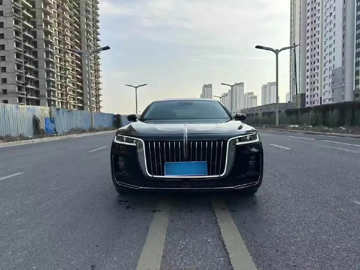 2020 HongQi H9 2.0T 252HP L4 7DCT