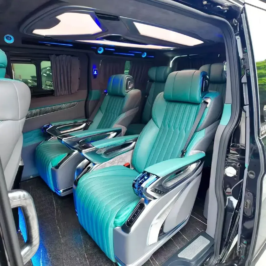 2024 Ford Tourneo 2.0T 220HP L4 9AT,autocango,china used car exporter,china ev exporter,chinese used car exporter,chinese used ev exporter