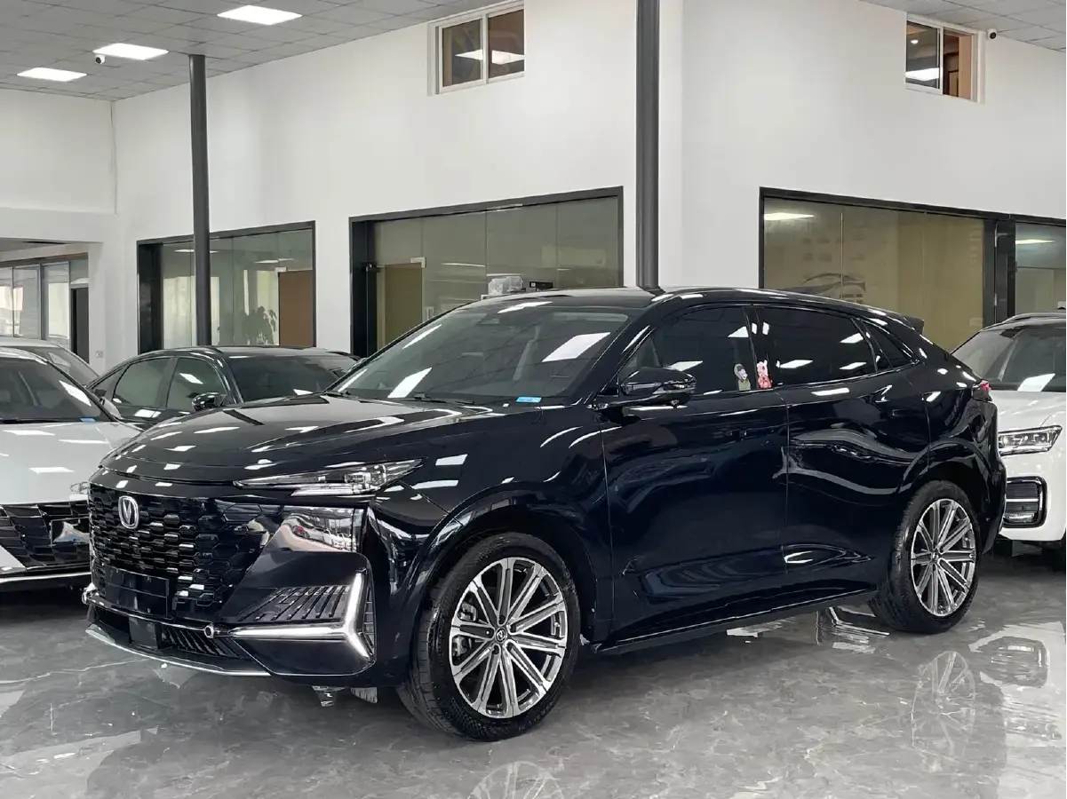 2021 ChangAn UNI-K 2.0T 233HP L4 8AT