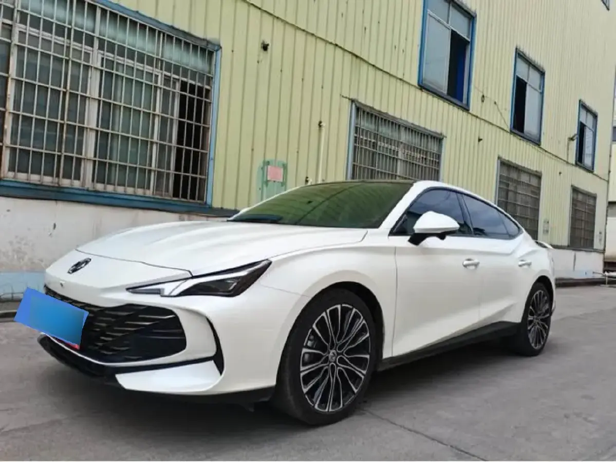 2023 MG 7 1.5T 188HP L4 7DCT