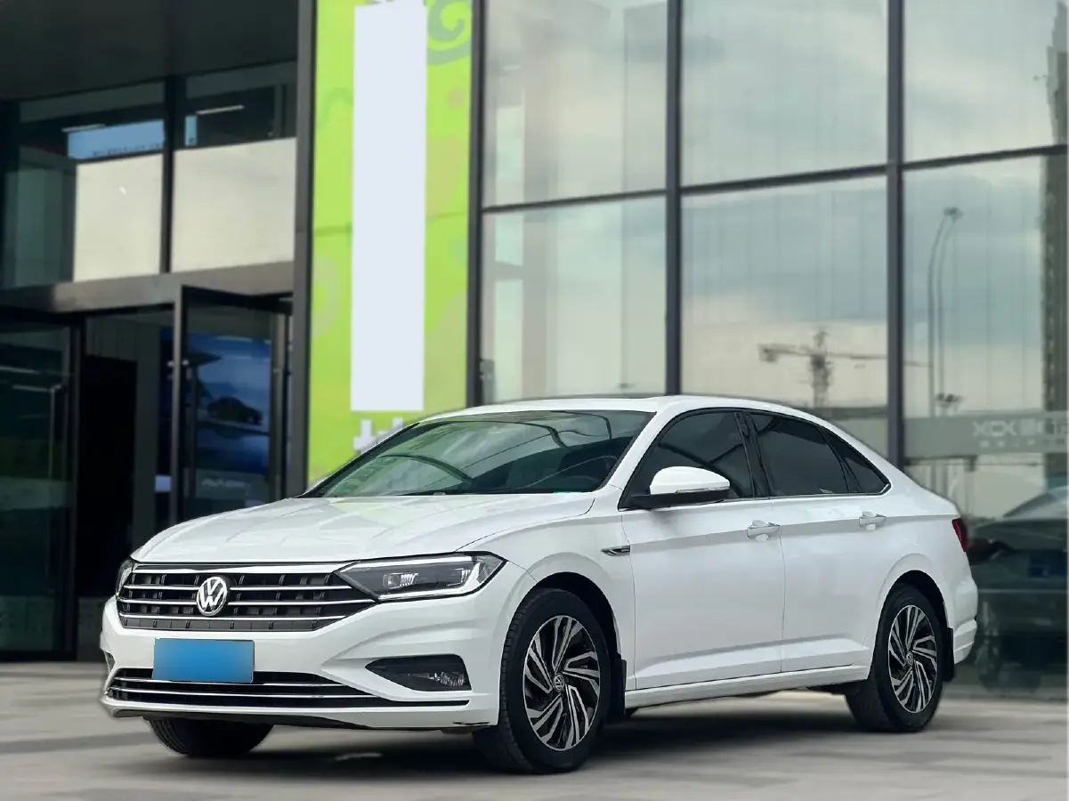 2021 Volkswagen Sagitar 1.4T 150HP L4 7DCT