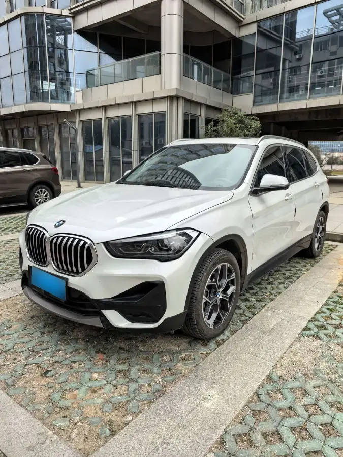 2021 BMW X1 1.5T 140HP L3 7DCT