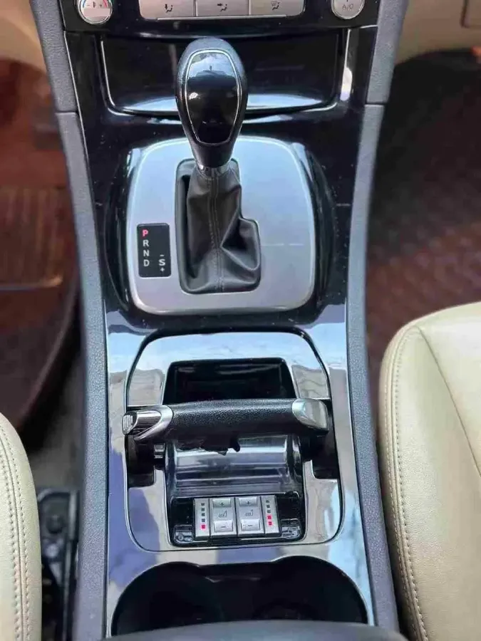 2008 Ford S-Max 2.3L 160HP L4 6AT,autocango,china used car exporter,china ev exporter,chinese used car exporter,chinese used ev exporter