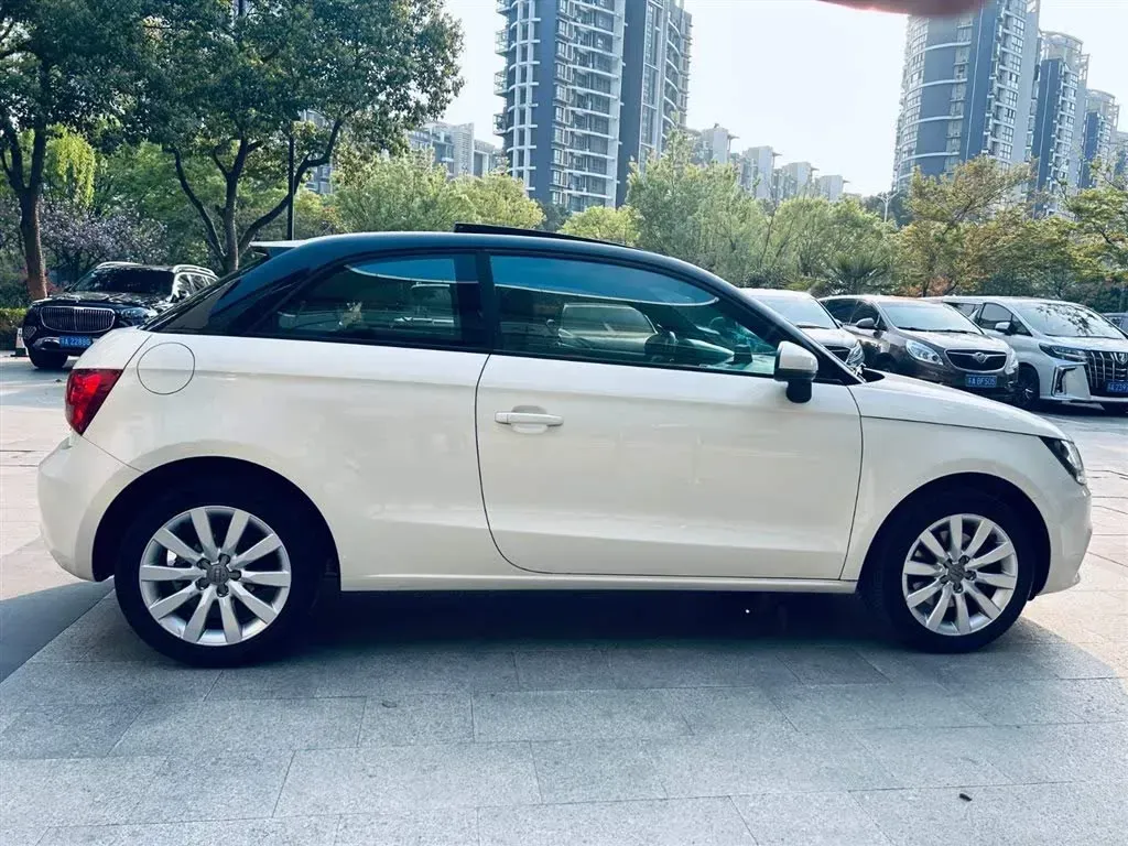 2012 Audi A1 1.4T 122HP L4 7DCT,autocango,china used car exporter,china ev exporter,chinese used car exporter,chinese used ev exporter