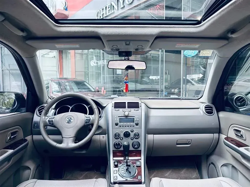 2008 Suzuki Grand Vitara 3.2L 224HP V6 5AT,autocango,china used car exporter,china ev exporter,chinese used car exporter,chinese used ev exporter