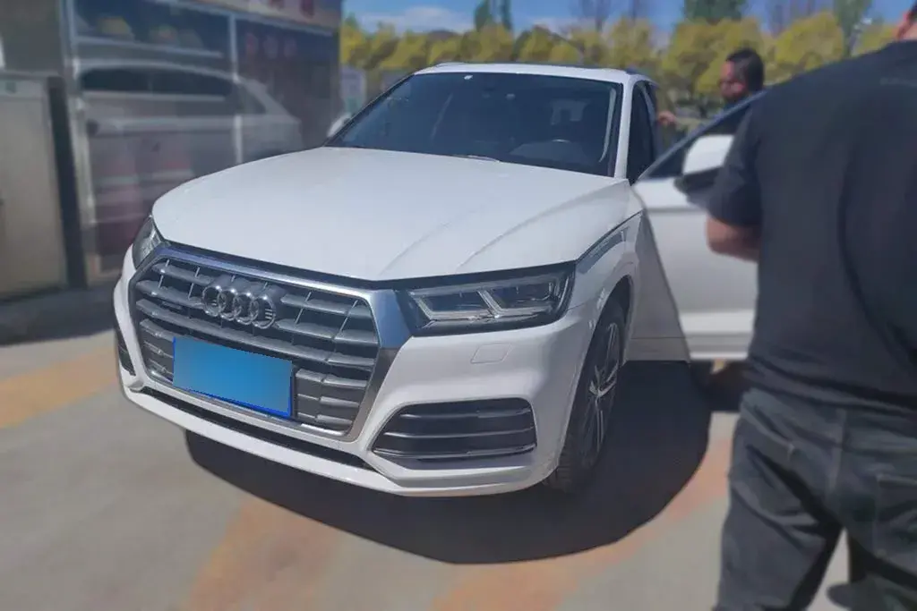 2018 Audi Q5L 2.0T 252HP L4 7DCT