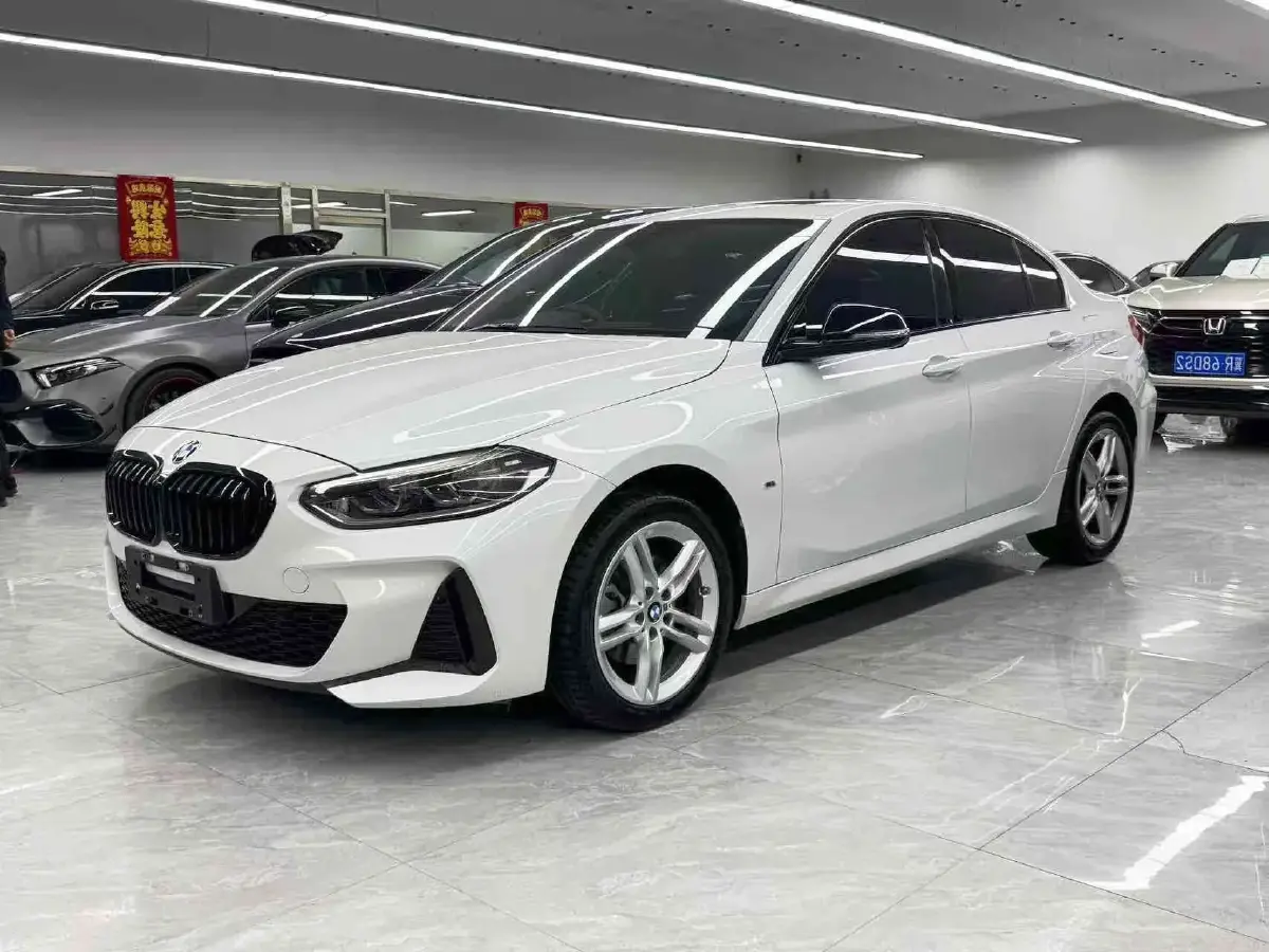 2021 BMW 1 Series 1.5T 140HP L3 7DCT