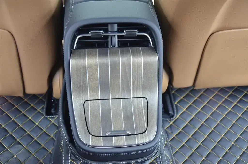 2025 Mercedes-Benz E Class 2.0T 258HP L4 9AT,autocango,china used car exporter,china ev exporter,chinese used car exporter,chinese used ev exporter