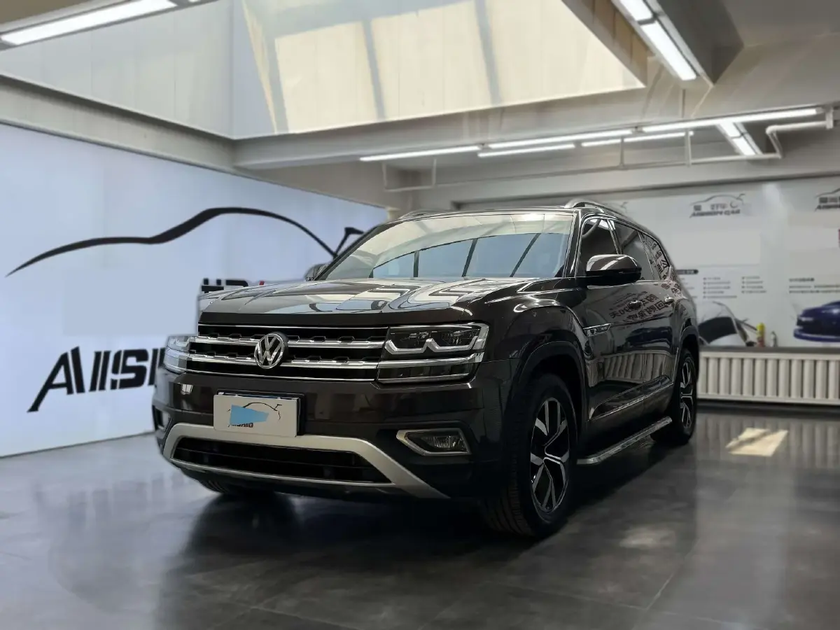 2019 Volkswagen Teramont 2.0T 220HP L4 7DCT