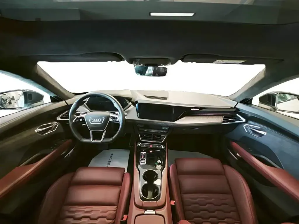 2023 Audi RS e-tron GT 2AT BEV 93.4KWH,autocango,china used car exporter,china ev exporter,chinese used car exporter,chinese used ev exporter