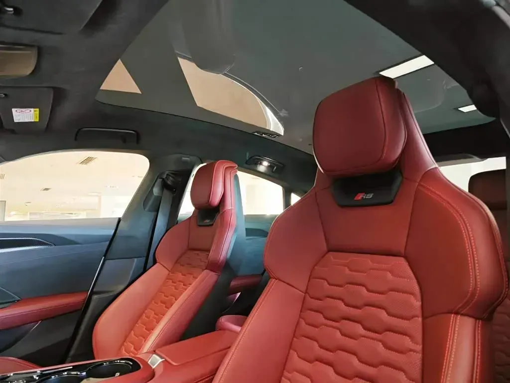 2023 Audi RS e-tron GT 2AT BEV 93.4KWH,autocango,china used car exporter,china ev exporter,chinese used car exporter,chinese used ev exporter