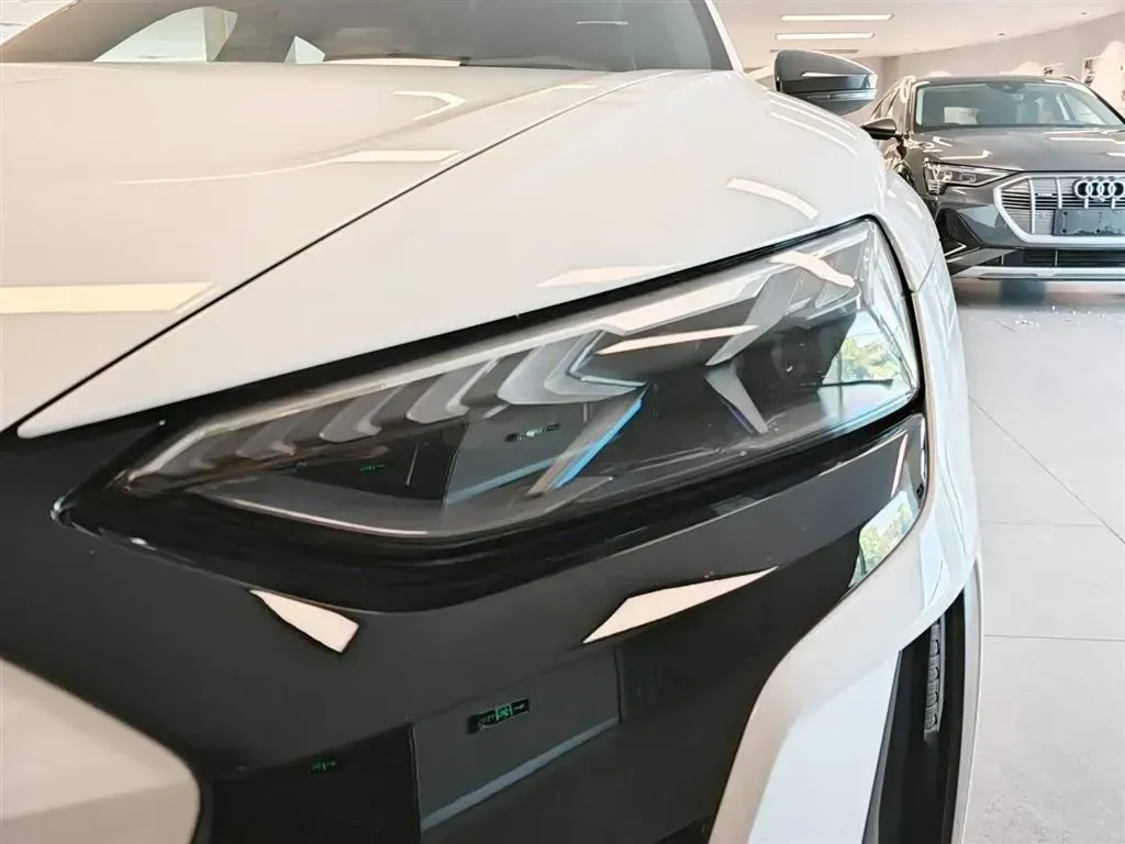 2023 Audi RS e-tron GT 2AT BEV 93.4KWH,autocango,china used car exporter,china ev exporter,chinese used car exporter,chinese used ev exporter