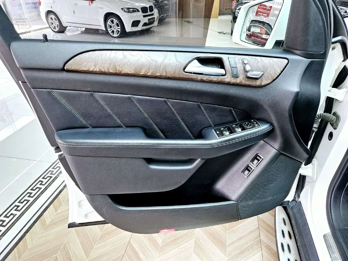 2015 Mercedes-Benz GL Class 3.0T 333HP V6 7AT,autocango,china used car exporter,china ev exporter,chinese used car exporter,chinese used ev exporter